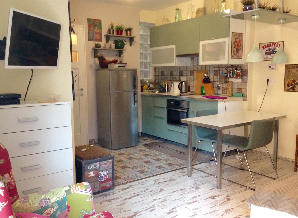 Studio Karma Budapest Exteriör bild