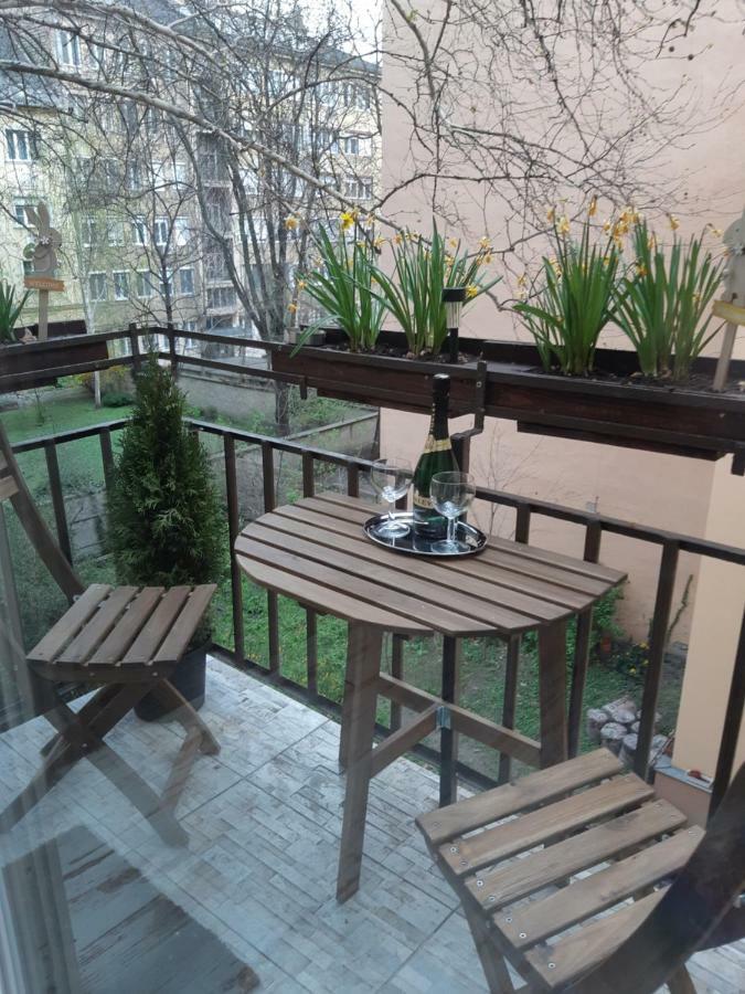 Studio Karma Budapest Exteriör bild