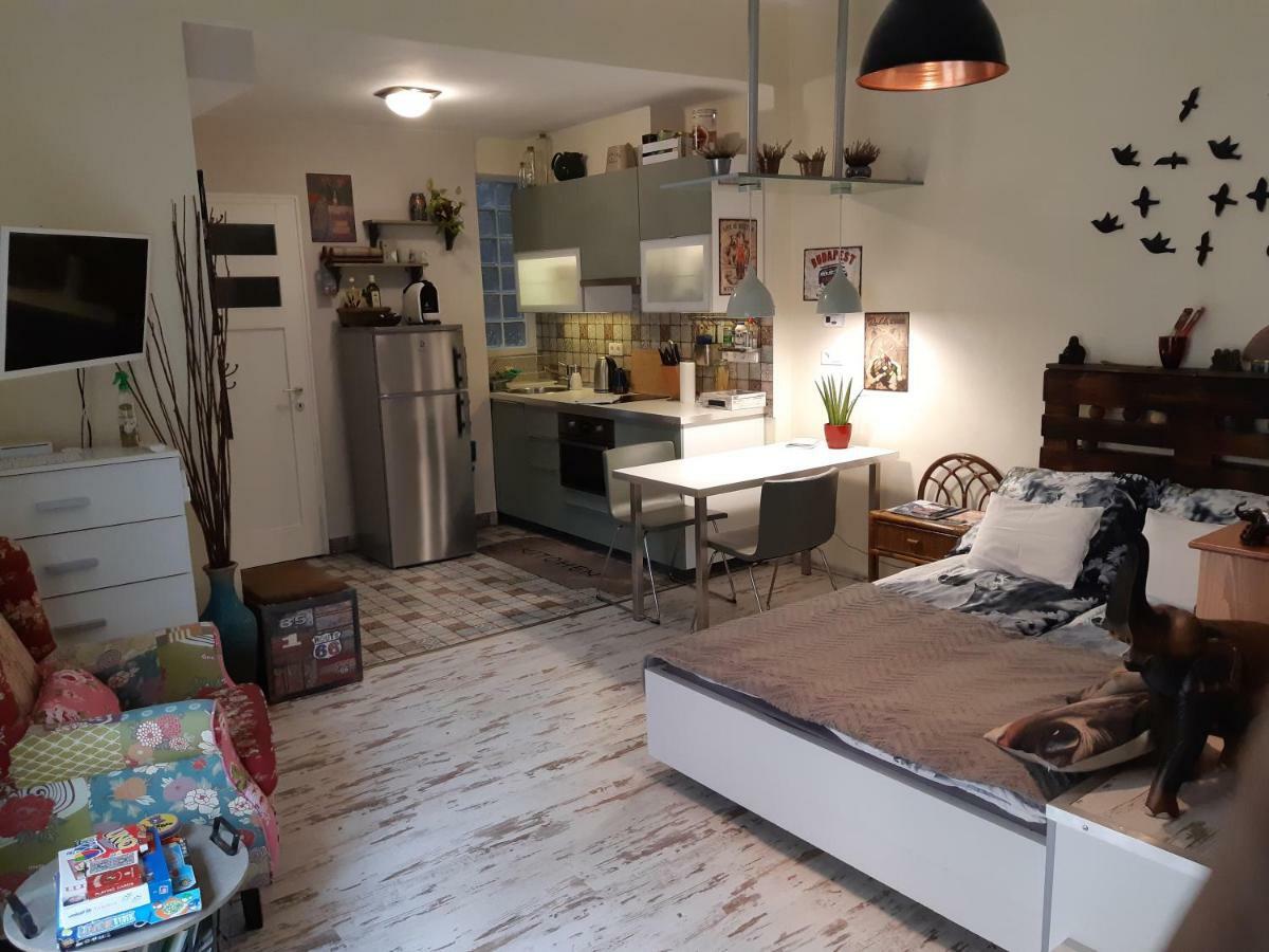 Studio Karma Budapest Exteriör bild